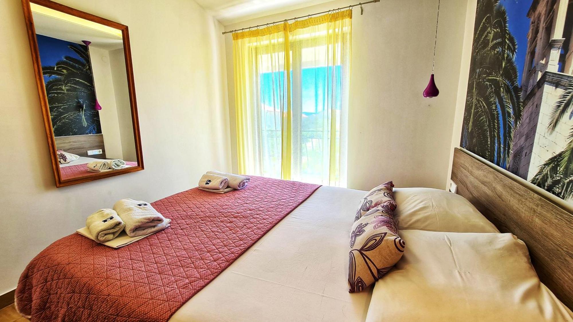 Apartments G Trogir Oda fotoğraf