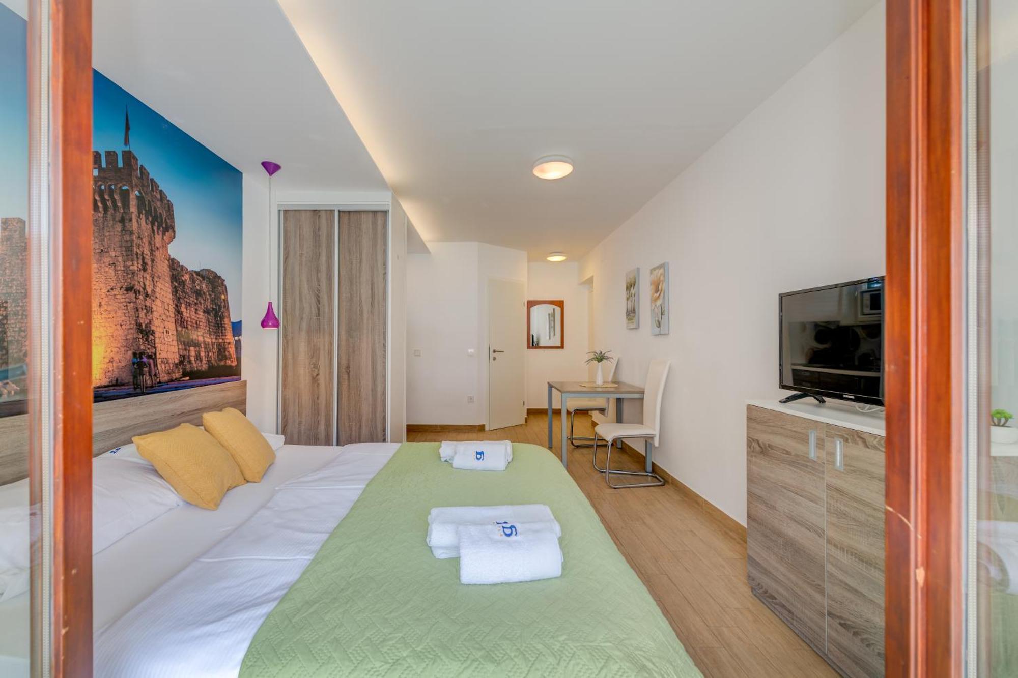 Apartments G Trogir Oda fotoğraf