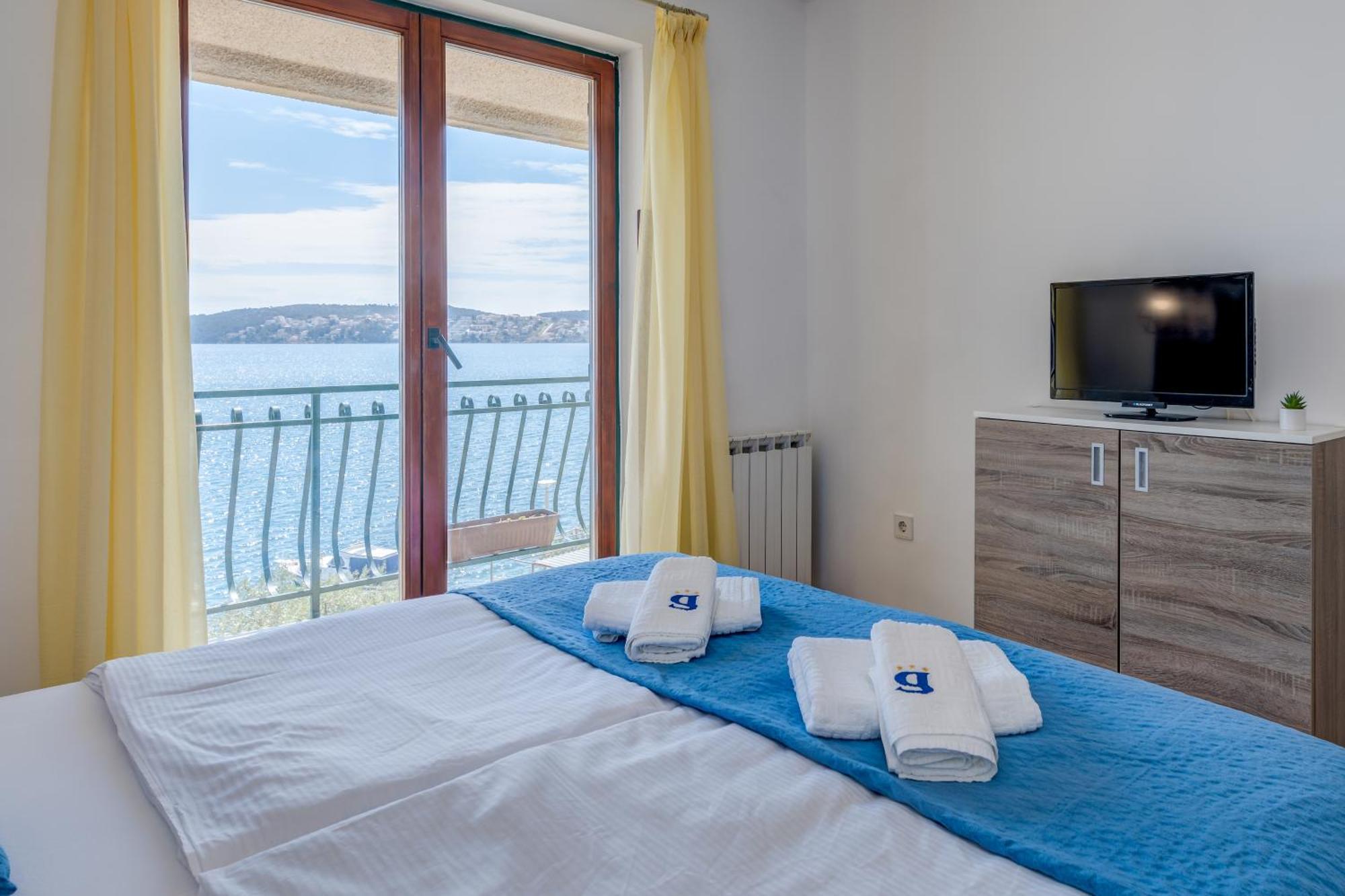 Apartments G Trogir Oda fotoğraf